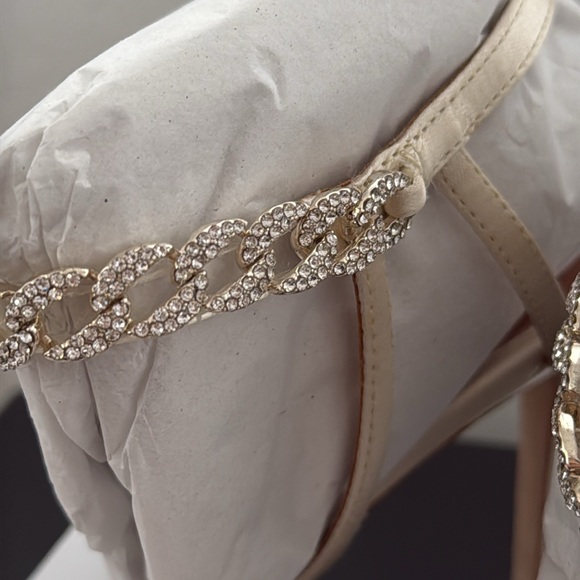 Badgley Mischka Kai Ivory Satin Crystal Heels - Picture 8 of 12